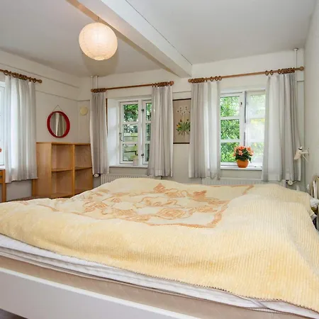 Two-bedroom In 1 Hojer